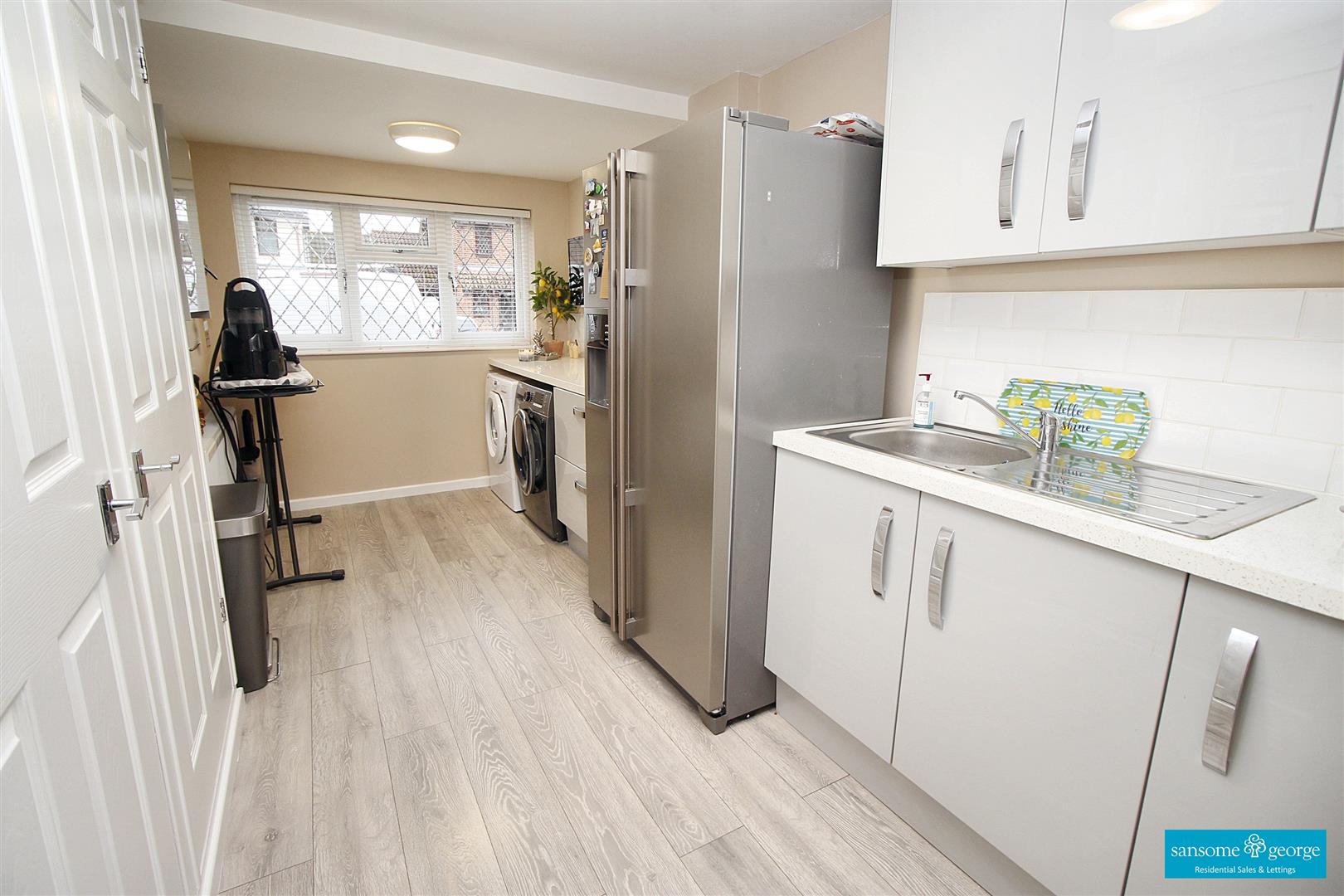 Barclay Road, Calcot